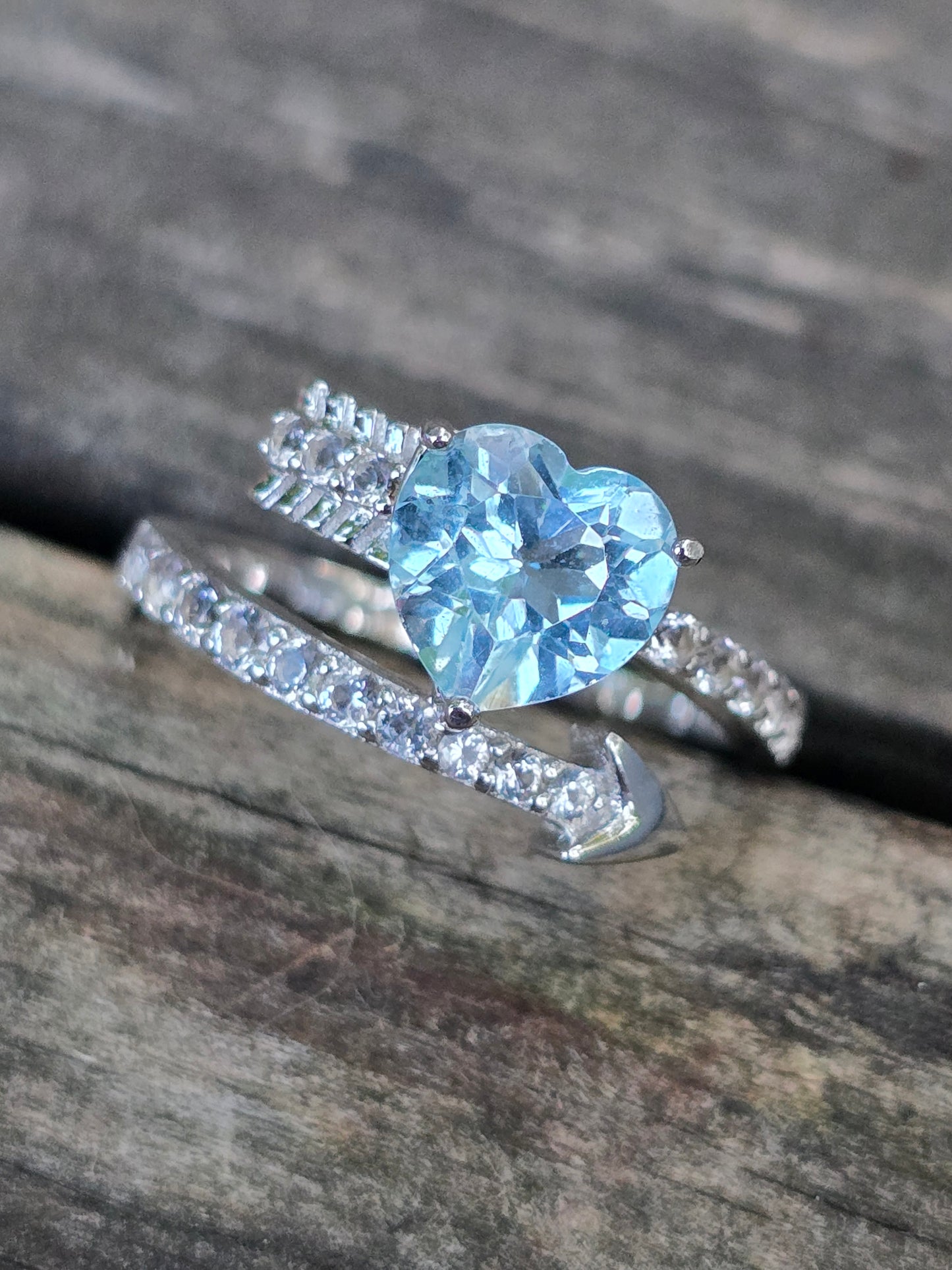 Size 8 sky blue topaz