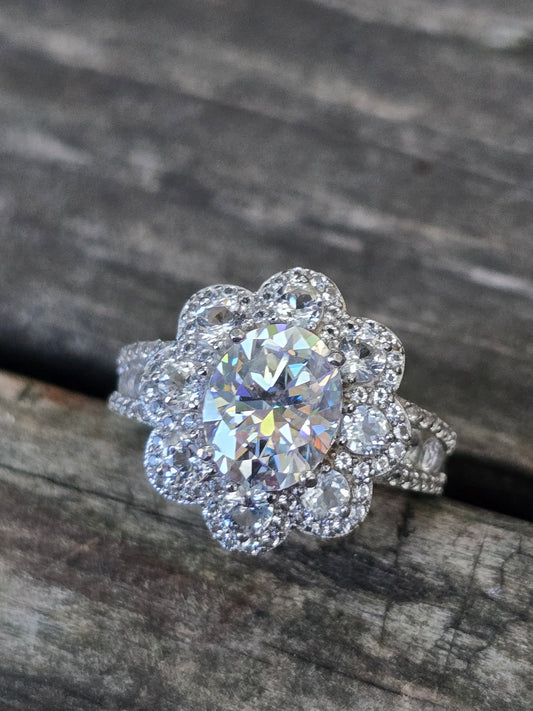 Princess bloom size 8 moissanite