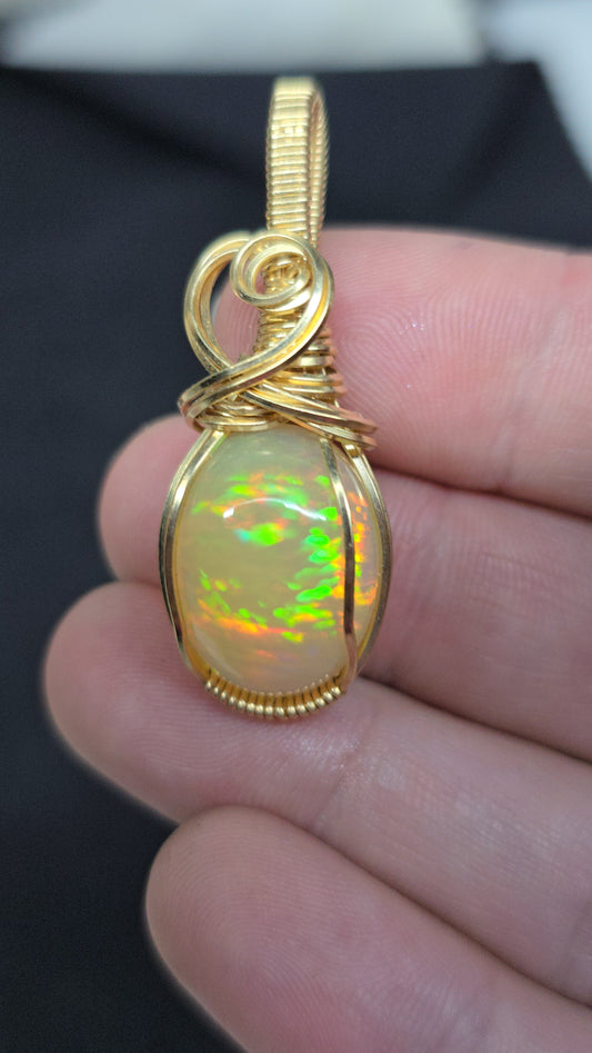 32ct Ethiopian opal in 14k gf wire