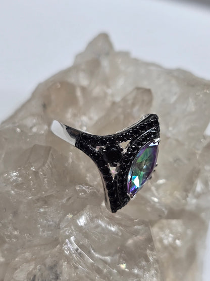 Black spinel and mystic topaz size 7