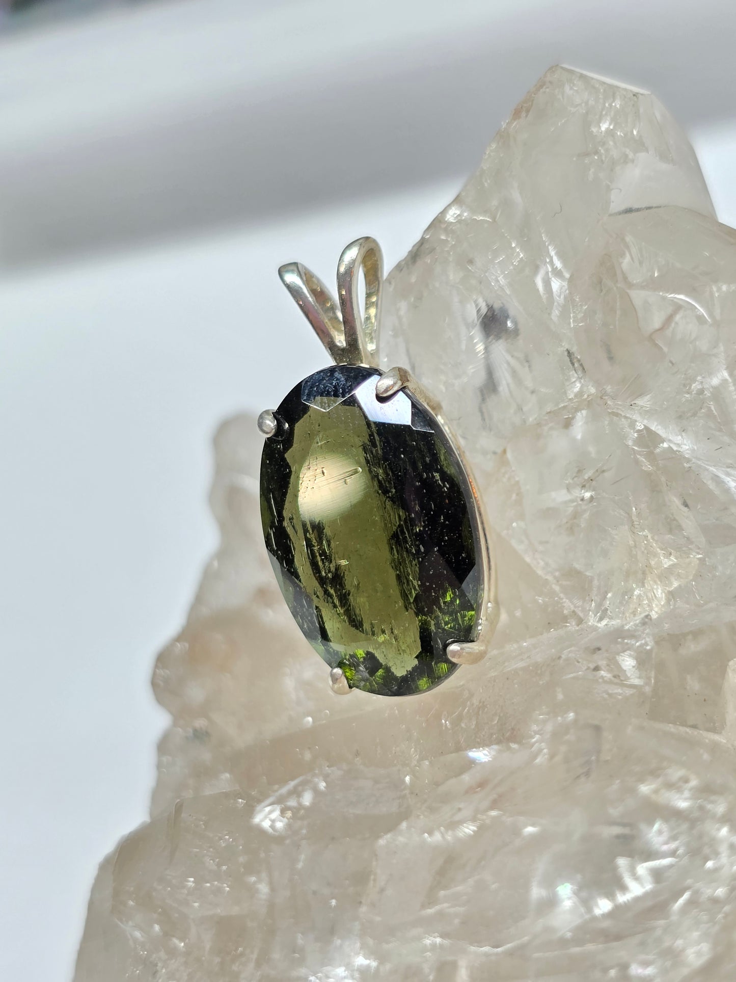 10.06ct moldavite