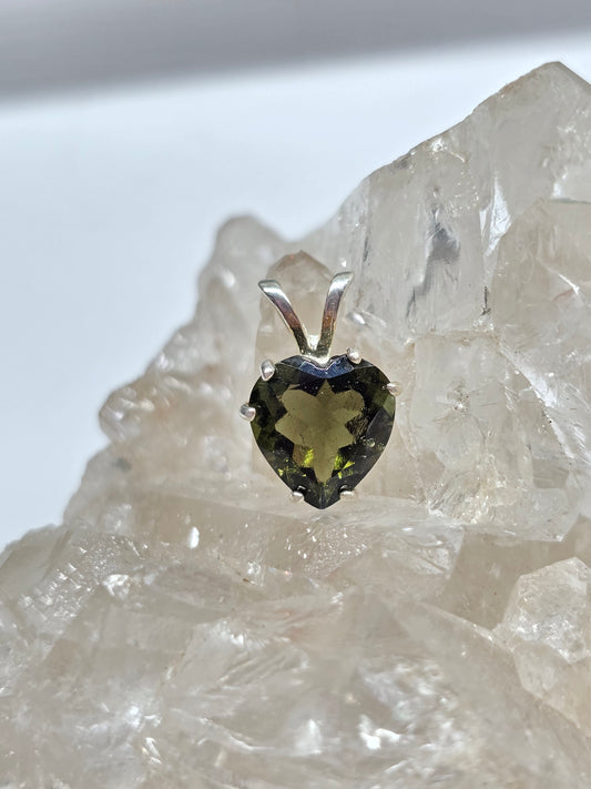 10mm moldavite heart pendant