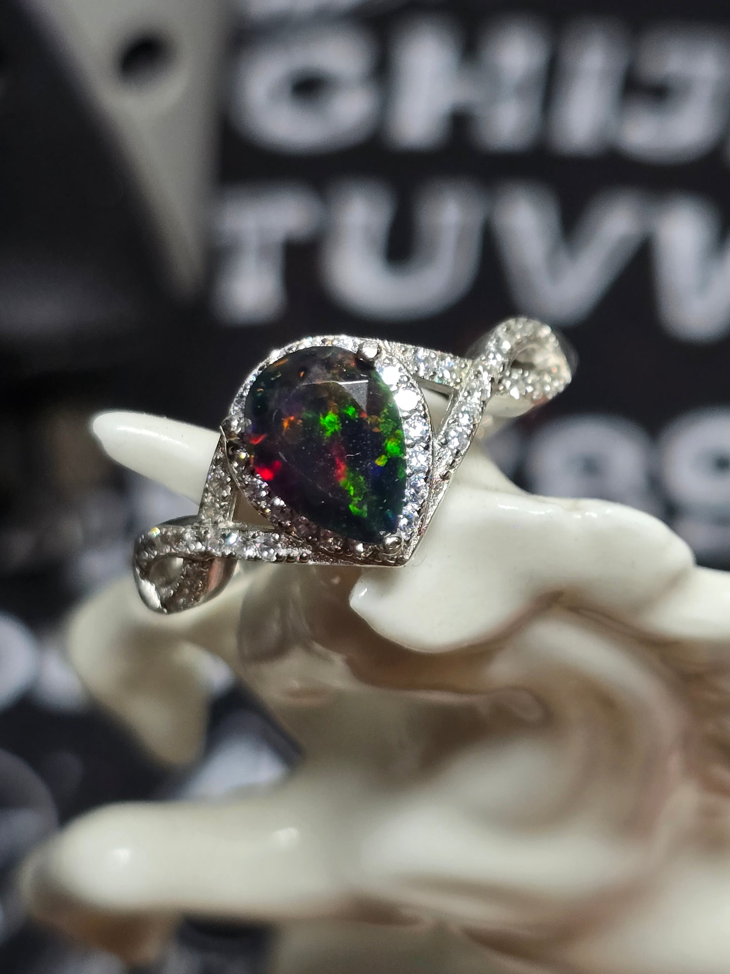 Size 10 smoked black opal